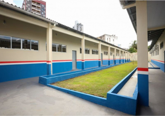 Foto: Vista interna da escola